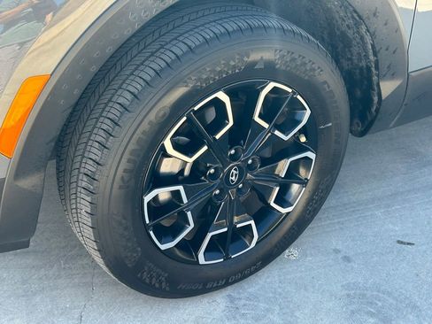 Used 2024 Hyundai Santa Cruz SE image 9