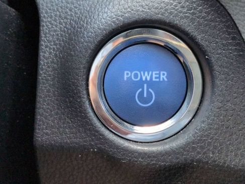 Certified 2022 Toyota RAV4 Limited AWD/4WD image 29