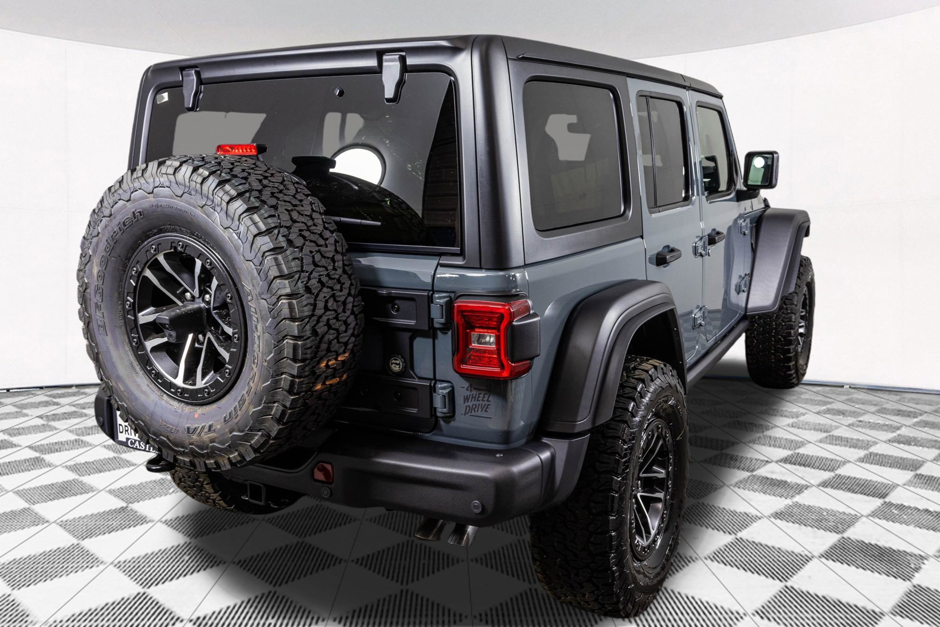 New 2026 Jeep Wrangler Unlimited Rubicon 392 w/ Dual Top Group AWD/4WD image 15