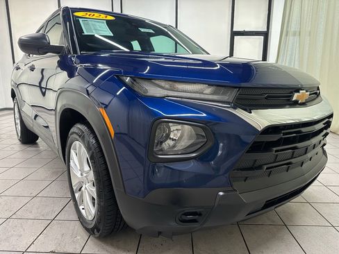 Certified 2023 Chevrolet TrailBlazer LS image 2