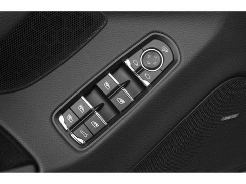 Used 2015 Porsche Panamera 4 w/ Premium Package image 20