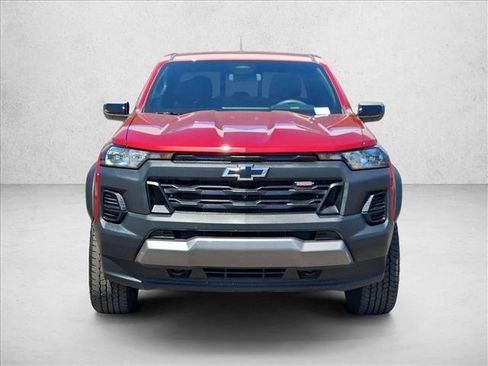 Certified 2024 Chevrolet Colorado Trail Boss w/ Technology Package AWD/4WD image 3