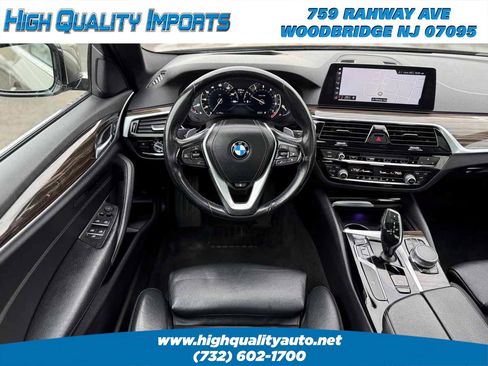 Used 2017 BMW 530i xDrive AWD/4WD image 25