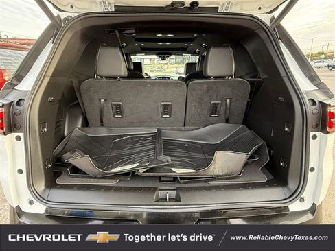 Certified 2022 Chevrolet Traverse Premier w/ Redline Edition image 40