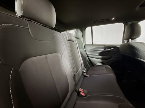 New 2025 Jeep Grand Cherokee Laredo X w/ Luxury Tech Group I AWD/4WD image 27
