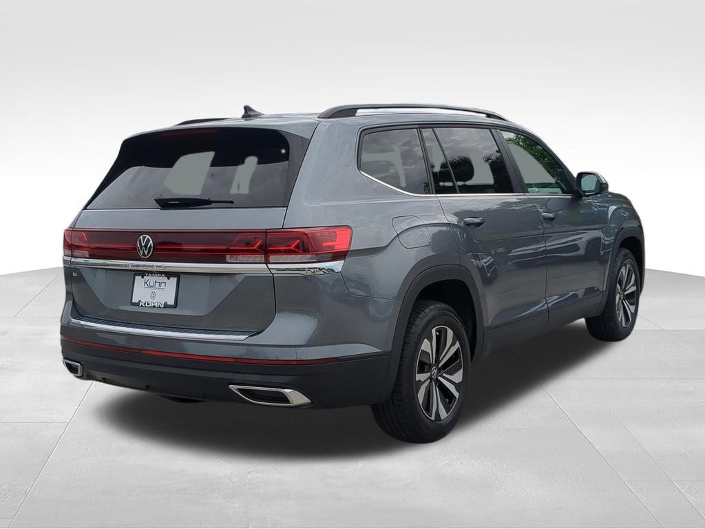 Certified 2024 Volkswagen Atlas SE FWD image 3