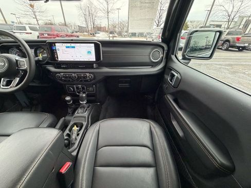 Used 2024 Jeep Wrangler Unlimited Sahara w/ Dual Top Group image 20