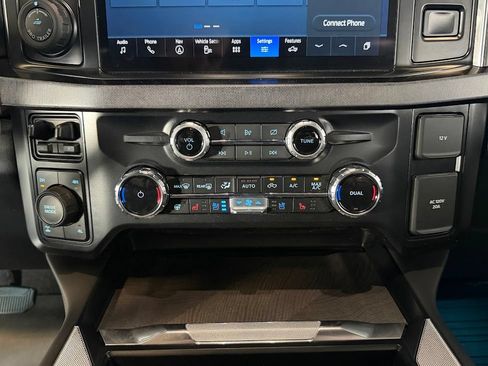 Used 2024 Ford F350 Platinum AWD/4WD image 27