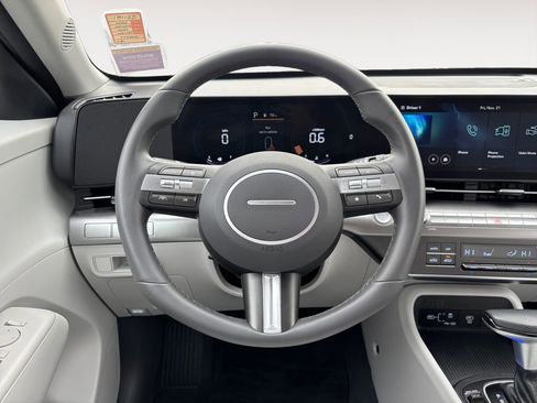 Used 2024 Hyundai Kona SEL image 15