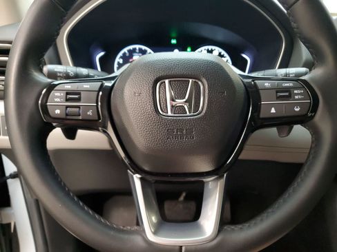 Certified 2025 Honda Pilot EX-L image 11