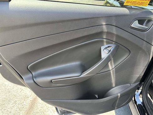 Used 2019 Ford Escape SE AWD/4WD image 11