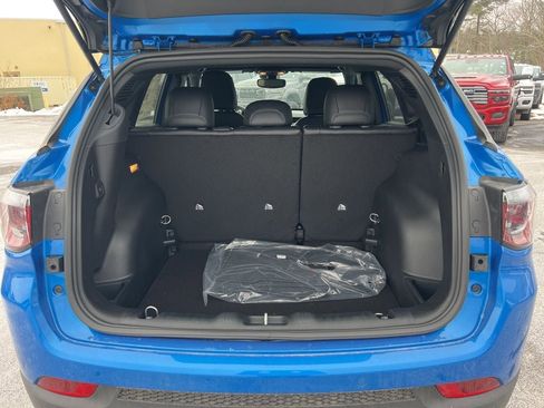 New 2026 Jeep Compass Limited image 17