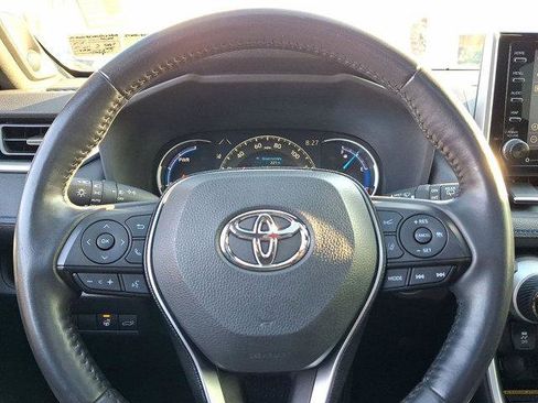 Certified 2020 Toyota RAV4 XSE image 18