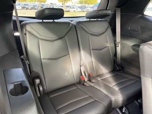 Used 2022 Cadillac XT6 Sport w/ Technology Package image 33