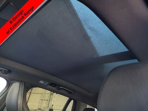 Used 2022 Volvo XC90 T8 R-Design w/ Advanced Package image 17