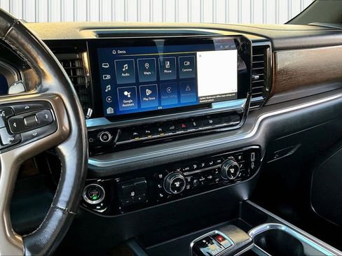 Used 2022 Chevrolet Silverado 1500 High Country AWD/4WD image 10