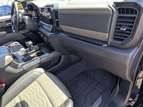 Used 2025 Chevrolet Silverado 1500 ZR2 AWD/4WD image 20