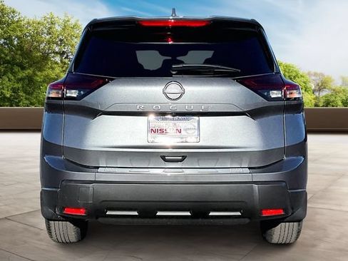 New 2026 Nissan Rogue SV w/ Cold Weather Package FWD image 4
