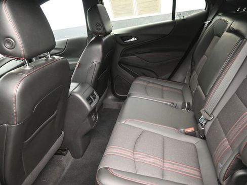 Used 2023 Chevrolet Equinox RS image 14