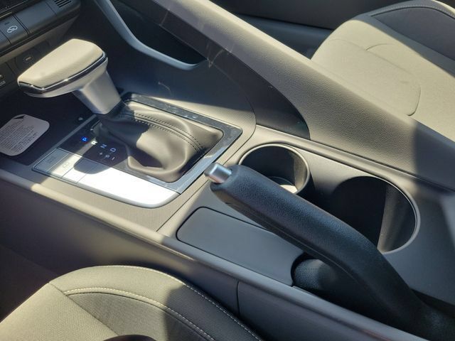 New 2026 Hyundai Elantra Sport FWD image 15