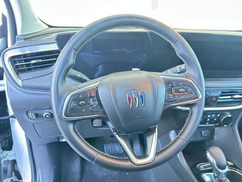 Used 2025 Buick Encore GX Preferred image 28