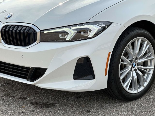 Certified 2024 BMW 330i xDrive Sedan w/ Premium Package AWD/4WD image 11
