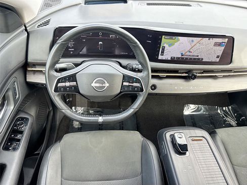 Used 2023 Nissan Ariya FWD image 21