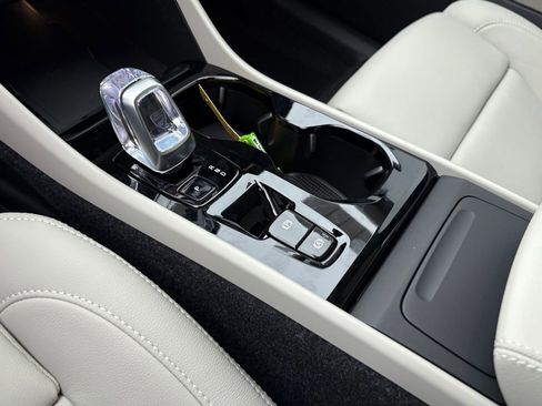 New 2026 Volvo XC40 B5 Ultra w/ Protection Package Premier image 12