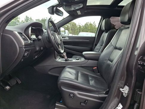 Used 2020 Jeep Grand Cherokee Limited w/ Luxury Group II AWD/4WD image 13
