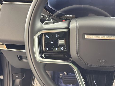 New 2025 Land Rover Range Rover Sport SE image 12