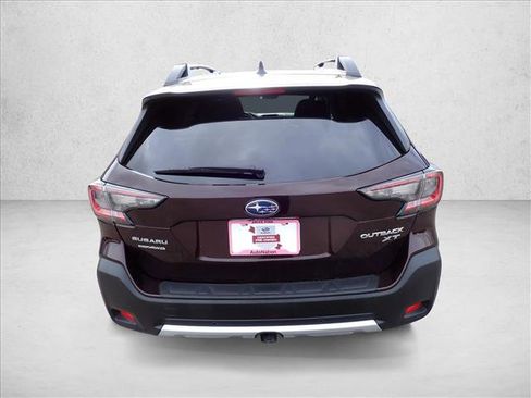 Used 2023 Subaru Outback Limited XT image 3