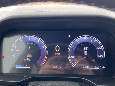 Used 2024 Jeep Grand Cherokee L Overland w/ Advanced Protech Group III image 35