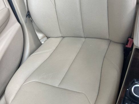 Used 2015 BMW 328i xDrive Sedan AWD/4WD image 9