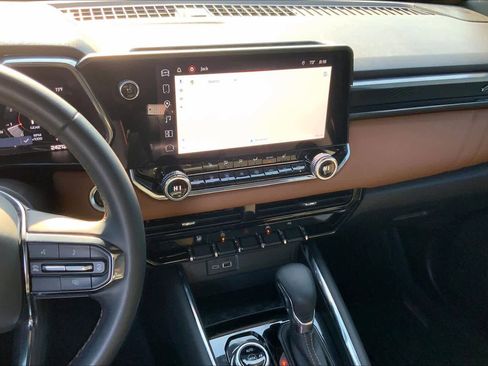 Used 2024 GMC Canyon AT4 w/ Canyon Safety Plus Package image 7