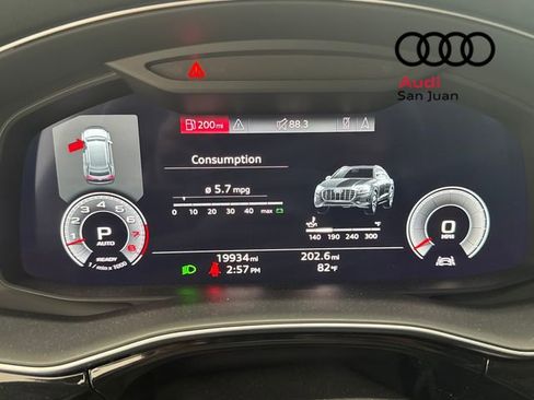 Used 2021 Audi Q8 Premium Plus w/ Premium Plus Package image 21