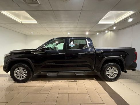 Used 2024 Toyota Tundra SR5 w/ SR5 Convenience Package AWD/4WD image 2