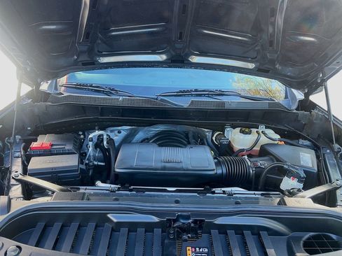 Used 2021 Chevrolet Silverado 1500 Custom Trail Boss w/ LPO, Dark Essentials Package image 29