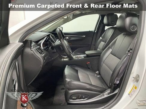 Used 2014 Chevrolet Impala LT w/ Convenience Package FWD image 12