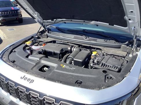 New 2026 Jeep Cherokee Limited image 43