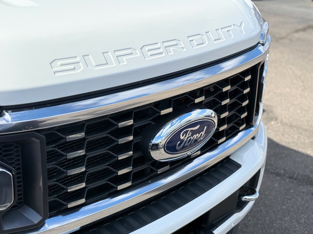 Certified 2023 Ford F450 Platinum w/ FX4 Off-Road Package AWD/4WD image 37