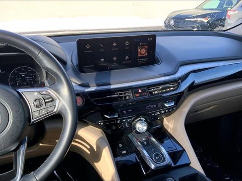 Used 2023 Acura MDX SH-AWD w/ Technology Package image 5