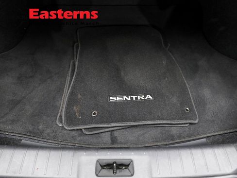 Used 2021 Nissan Sentra S image 9