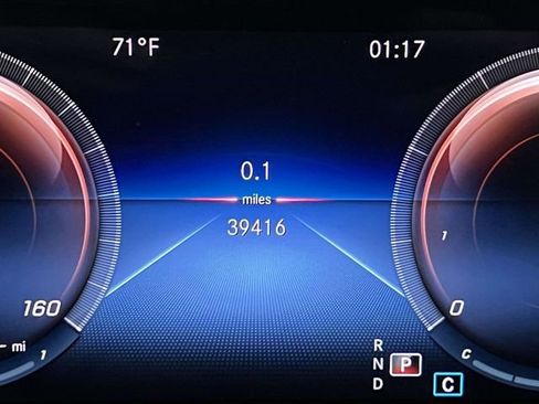 Certified 2022 Mercedes-Benz GLA 250 4MATIC image 25