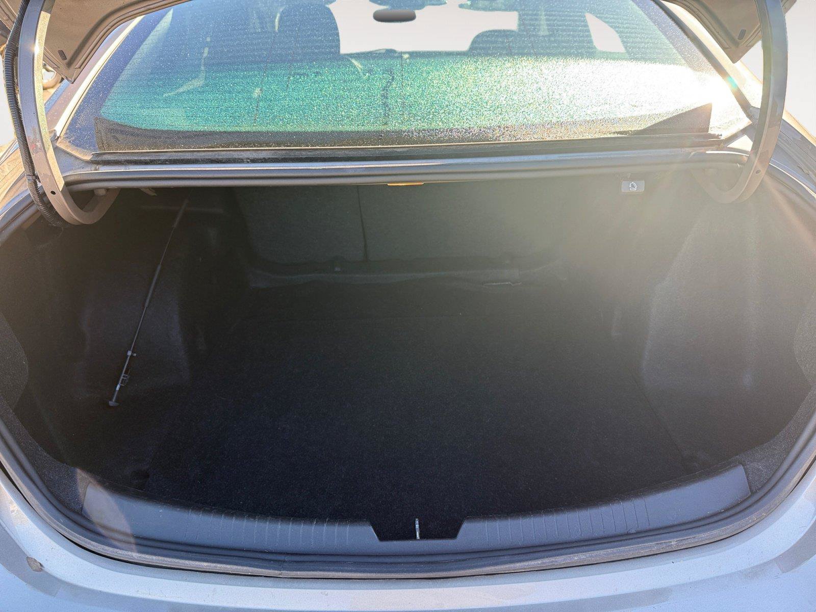 Used 2023 Chevrolet Malibu LT FWD image 20