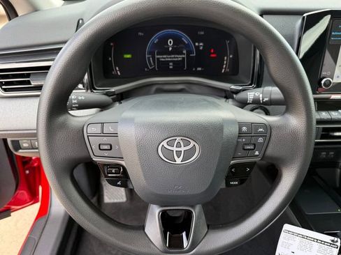 Used 2026 Toyota Camry LE image 15