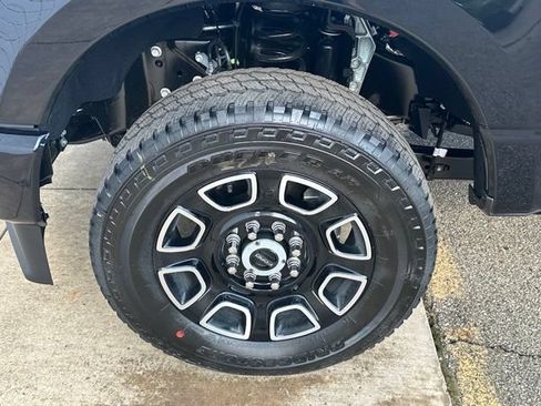 New 2026 Ford F350 Platinum AWD/4WD image 6