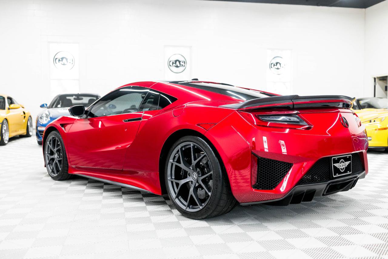 Used 2017 Acura NSX AWD/4WD image 11