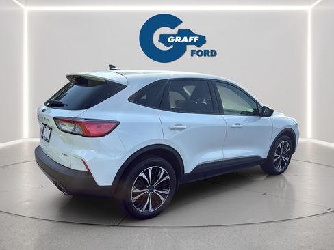 Used 2021 Ford Escape SE w/ SE Sport Appearance Package AWD/4WD image 6
