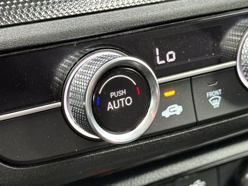 Used 2025 Honda CR-V LX image 29