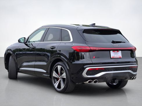 New 2026 Audi SQ5 Premium Plus AWD/4WD image 4